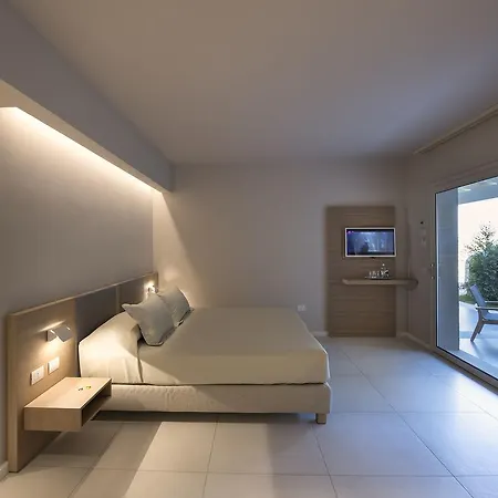 Domu Simius Life Style 3* Villasimius